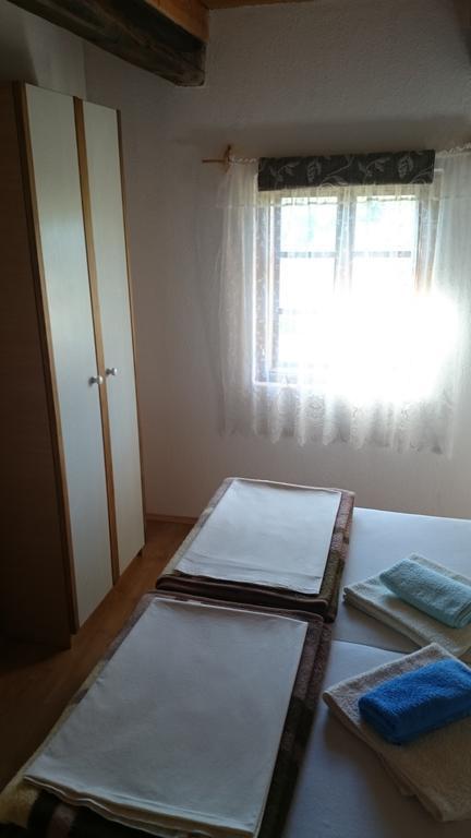 Rustic Home Mia Duga Resa Rom bilde