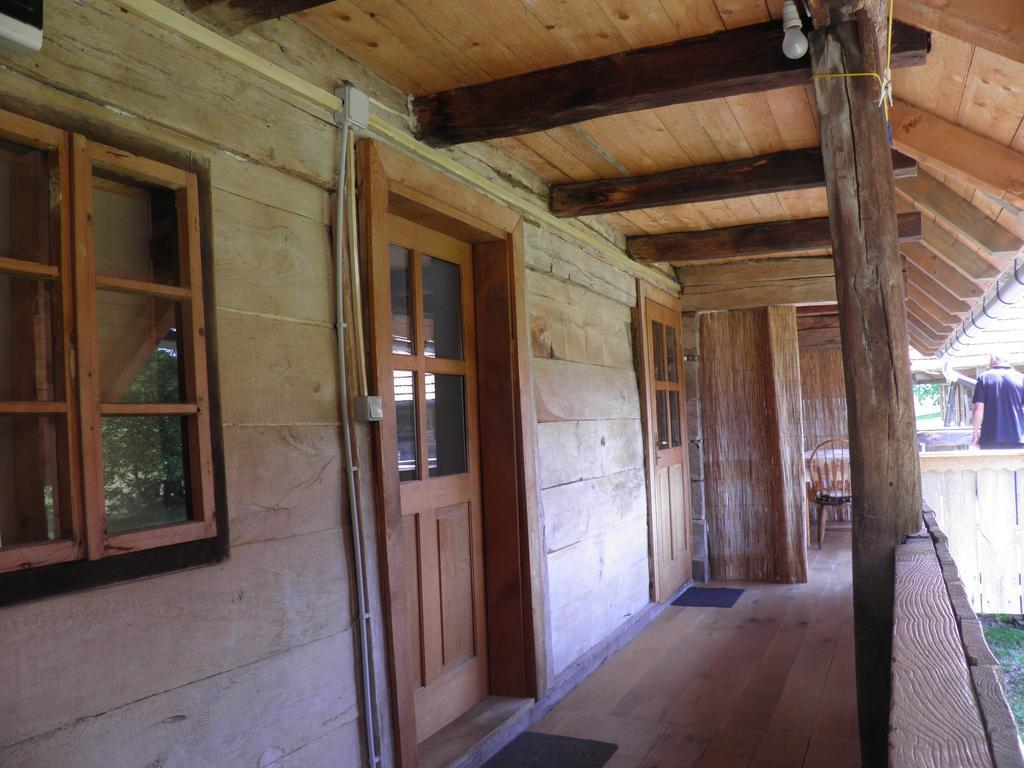 Rustic Home Mia Duga Resa Rom bilde
